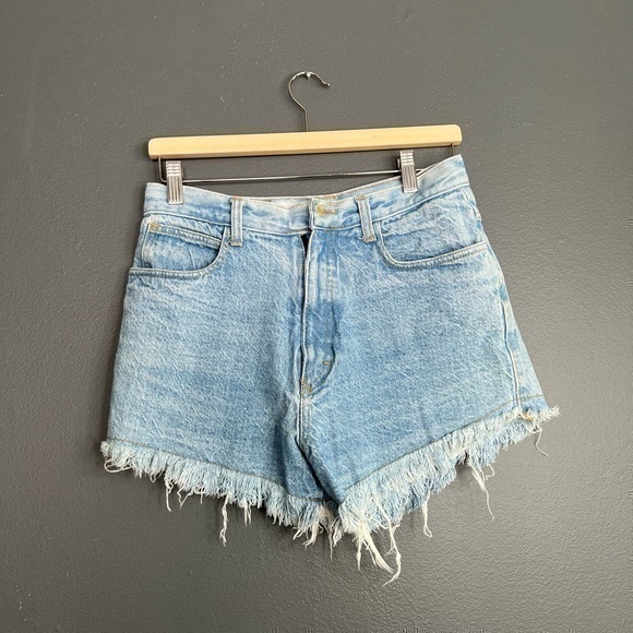 Pep | high waisted shorts - Picture 1 of 8